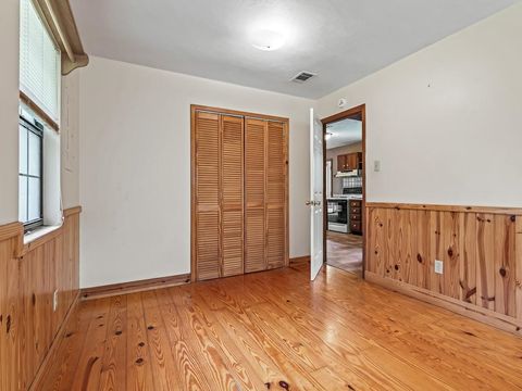 Tiny photo for 4 Summer Lane, Crawfordville, FL 32327 (MLS # 394512)