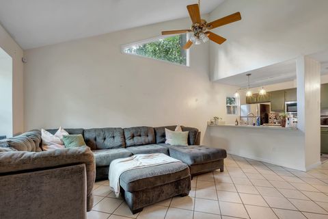 Tiny photo for 165 Whetherbine Way, Tallahassee, FL 32301 (MLS # 402711)