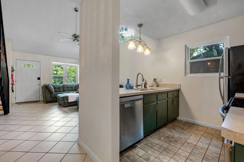 Tiny photo for 165 Whetherbine Way, Tallahassee, FL 32301 (MLS # 402711)
