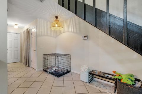 Tiny photo for 165 Whetherbine Way, Tallahassee, FL 32301 (MLS # 402711)