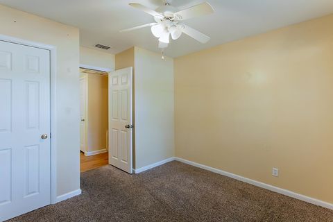 Tiny photo for 1318 W Tharpe Street, Tallahassee, FL 32303 (MLS # 388219)