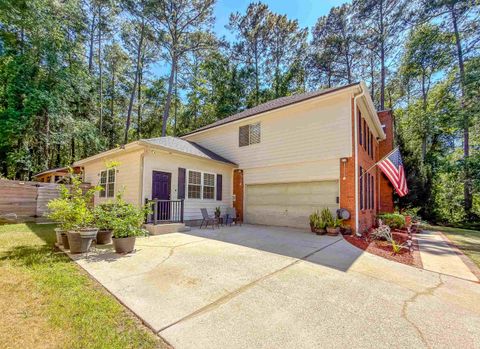 Tiny photo for 1717 Copperfield Circle, Tallahassee, FL 32312 (MLS # 398927)