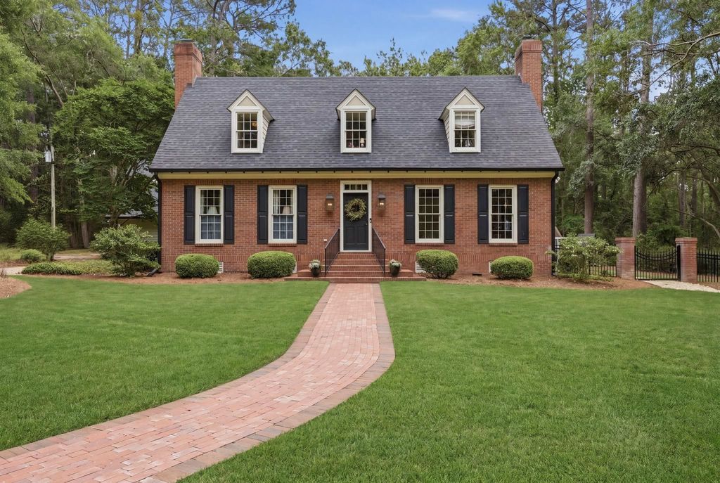 Photo of 7042 Duck Cove Road, Tallahassee, FL 32312 (MLS # 399536)