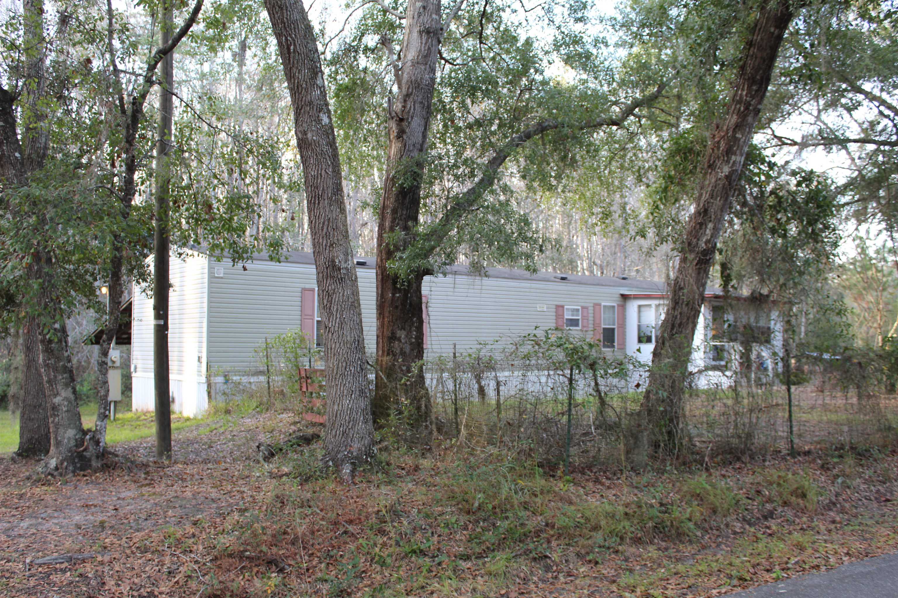 863 NW Whippoorwill Drive