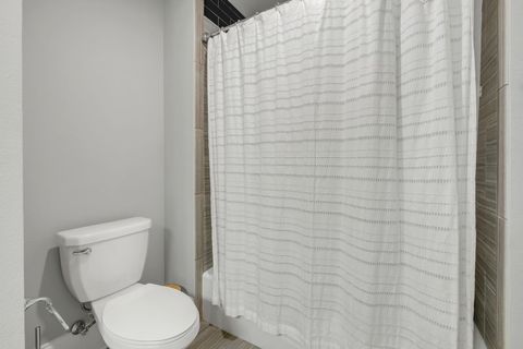 Tiny photo for 340 Gathering Oaks Drive, Tallahassee, FL 32308 (MLS # 394227)