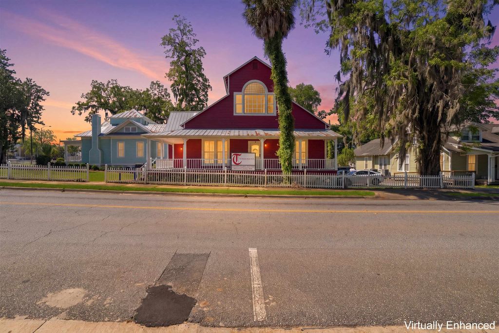 Photo of 9 W KING Street, Quincy, FL 32351 (MLS # 400171)