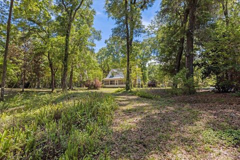 Tiny photo for 2758 DEBORAH Drive, Tallahassee, FL 32310 (MLS # 397593)