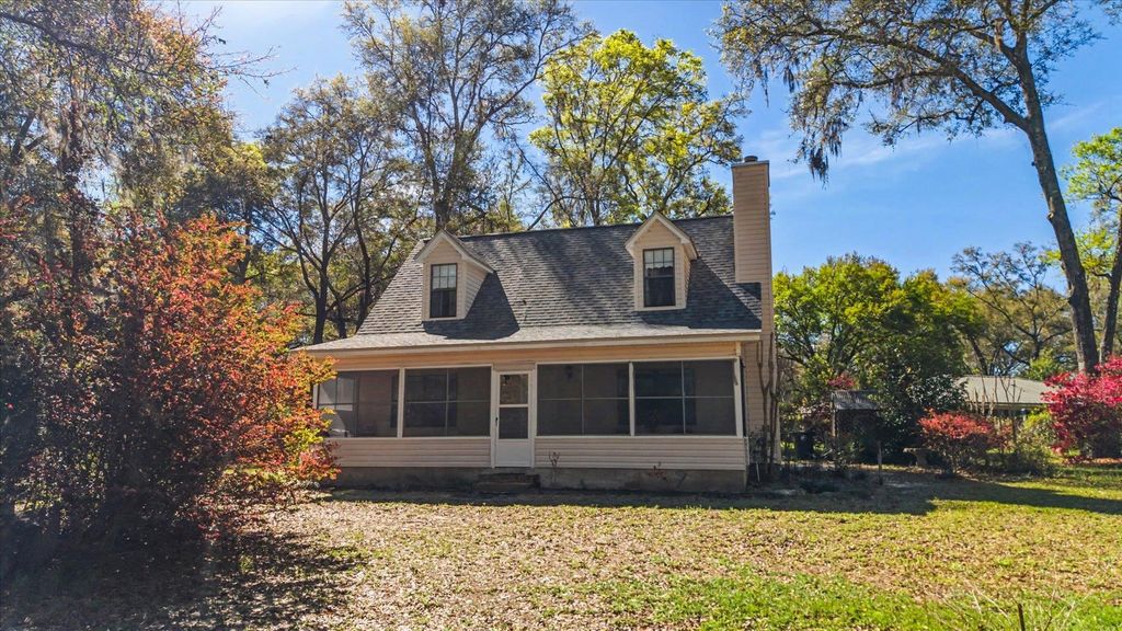 Photo of 2758 DEBORAH Drive, Tallahassee, FL 32310 (MLS # 397593)