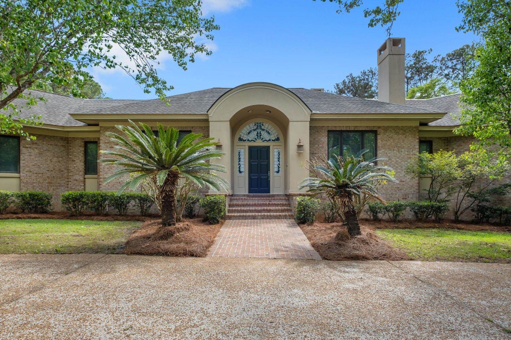 Photo of 3908 Bobbin Brook Circle, Tallahassee, FL 32312 (MLS # 400602)
