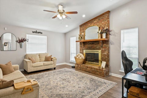 Tiny photo for 2611 Panther Creek Road, Tallahassee, FL 32308 (MLS # 401975)