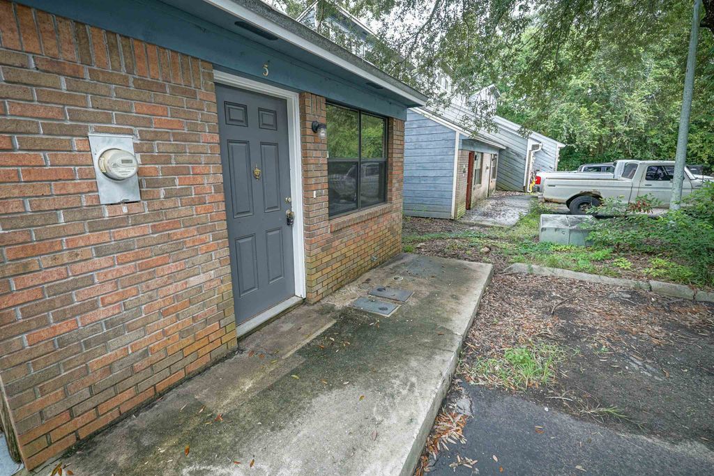 Photo of 2100 Continental Avenue #5, Tallahassee, FL 32304 (MLS # 390205)