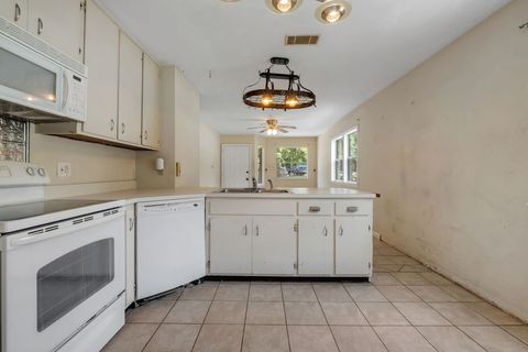 Tiny photo for 3702 SUTOR Court, Tallahassee, FL 32311 (MLS # 400331)