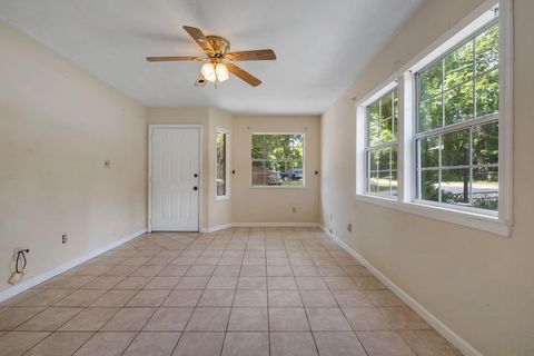 Tiny photo for 3702 SUTOR Court, Tallahassee, FL 32311 (MLS # 400331)