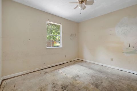 Tiny photo for 3702 SUTOR Court, Tallahassee, FL 32311 (MLS # 400331)