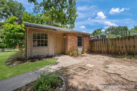 Tiny photo for 3702 SUTOR Court, Tallahassee, FL 32311 (MLS # 400331)