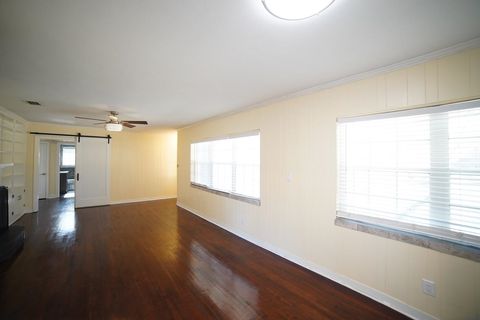 Tiny photo for 2013 S Magnolia Drive, Tallahassee, FL 32301 (MLS # 394842)
