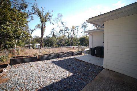 Tiny photo for 2013 S Magnolia Drive, Tallahassee, FL 32301 (MLS # 394842)