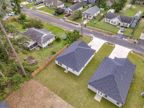 A home in Crawfordville