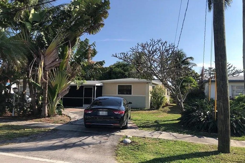 Photo of 3910 NW 33rd Avenue, Other Florida, FL 33309 (MLS # 398733)