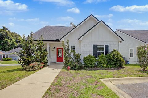 Photo of 105 Tumbling Oak Way, Tallahassee, FL 32308 (MLS # 400401)