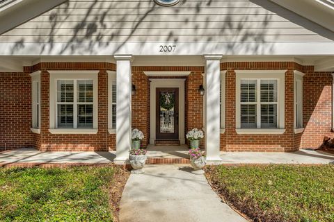 Tiny photo for 2007 Middlewood Drive, Tallahassee, FL 32312 (MLS # 400876)