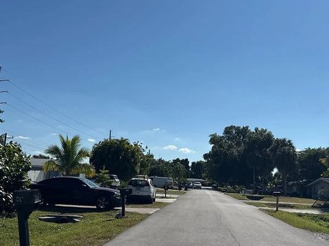 Tiny photo for 1215 Biscayne Drive, Other Florida, FL 33909 (MLS # 400436)