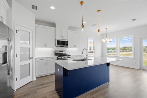 Tiny photo for 384 Bienville Place, Tallahassee, FL 32317 (MLS # 389556)