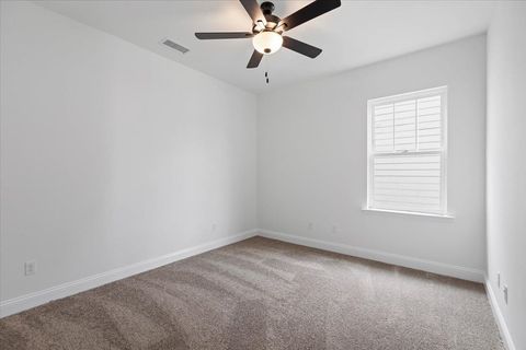 Tiny photo for 384 Bienville Place, Tallahassee, FL 32317 (MLS # 389556)