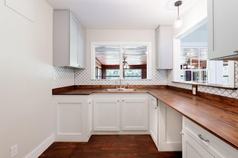 Tiny photo for 1024 Cherokee Drive, Tallahassee, FL 32301 (MLS # 383376)