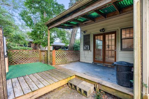 Tiny photo for 926 Maplewood Avenue, Tallahassee, FL 32303 (MLS # 386951)