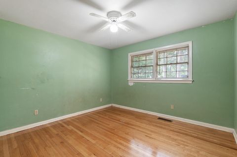Tiny photo for 926 Maplewood Avenue, Tallahassee, FL 32303 (MLS # 386951)