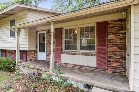 Tiny photo for 926 Maplewood Avenue, Tallahassee, FL 32303 (MLS # 386951)