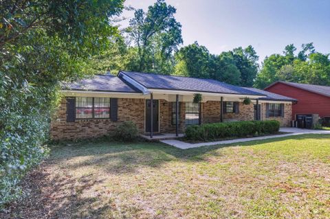 Tiny photo for 799 Violet Street, Tallahassee, FL 32308 (MLS # 399094)