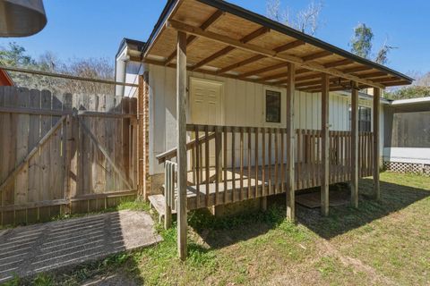 Tiny photo for 799 Violet Street, Tallahassee, FL 32308 (MLS # 399094)