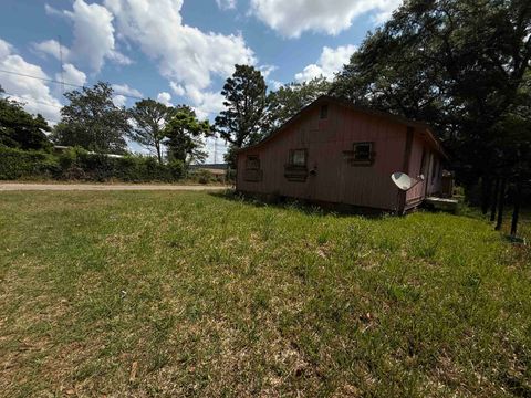 Tiny photo for 1733 McKelvy Street, Quincy, FL 32351 (MLS # 399170)