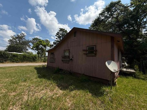 Tiny photo for 1733 McKelvy Street, Quincy, FL 32351 (MLS # 399170)