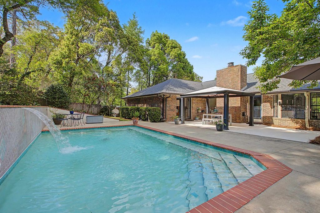 Photo of 4145 Yardley Circle, Tallahassee, FL 32309 (MLS # 397869)