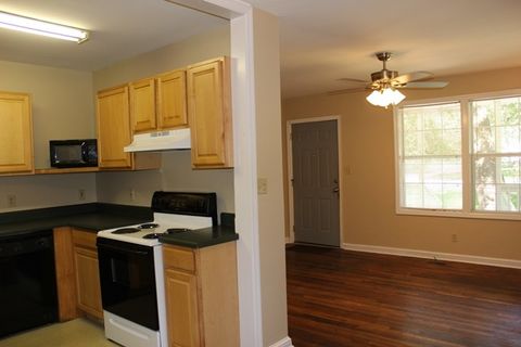 Tiny photo for 781 California Street St, Tallahassee, FL 32304 (MLS # 392511)