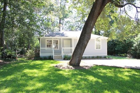 Photo of 781 California Street St, Tallahassee, FL 32304 (MLS # 392511)