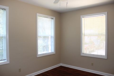 Tiny photo for 781 California Street St, Tallahassee, FL 32304 (MLS # 392511)