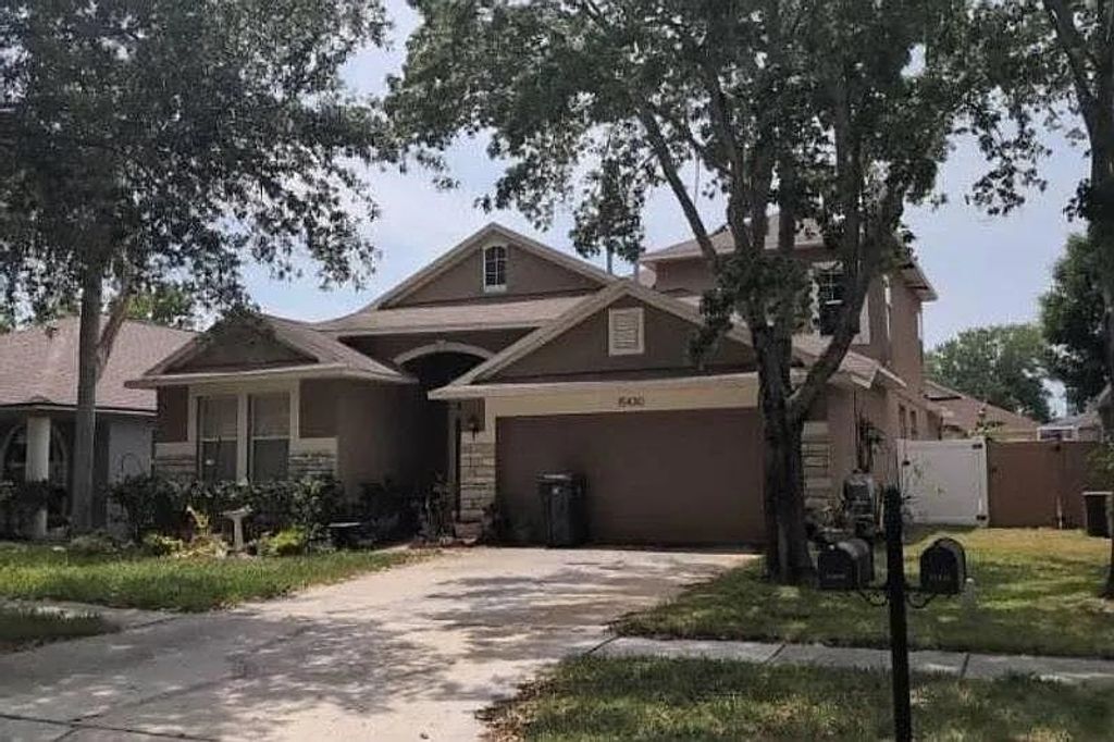 Photo of 15430 Lake Bella Vista Drive, Tampa, FL 33625 (MLS # 400221)