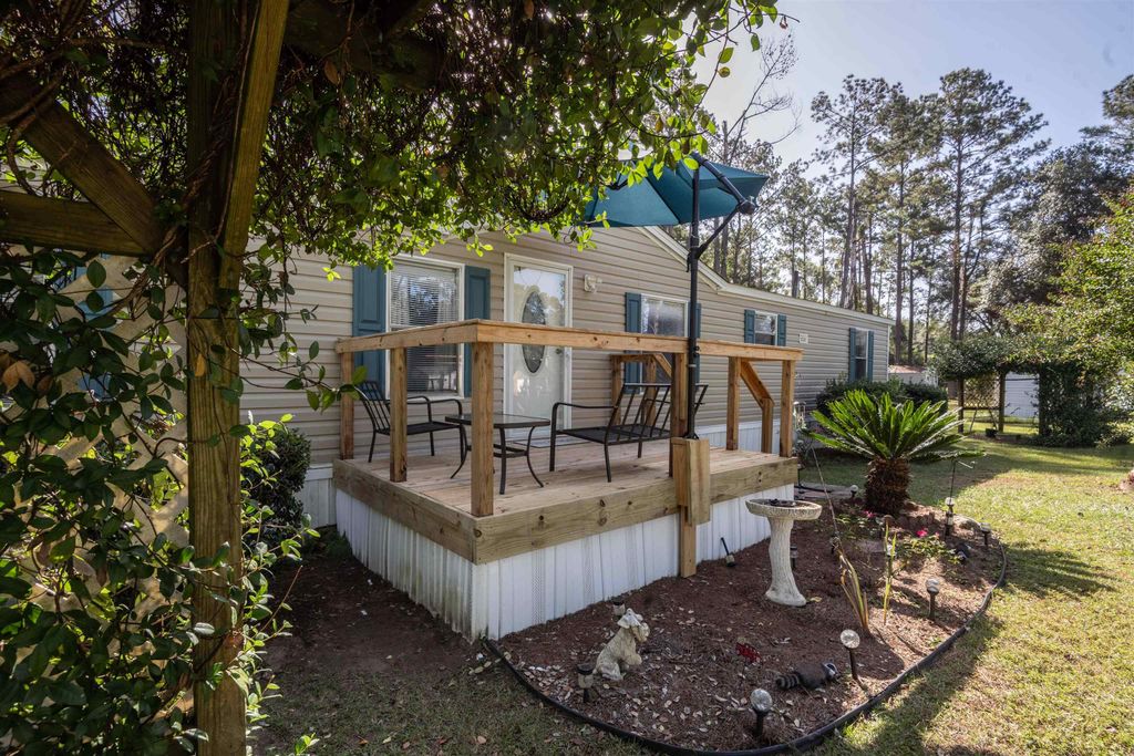 Photo of 10412 Roger Hamlin Road, Tallahassee, FL 32311 (MLS # 391800)