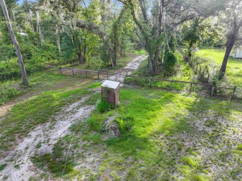 Tiny photo for 4546 NW 24th Avenue, Jasper, FL 32052 (MLS # 402901)