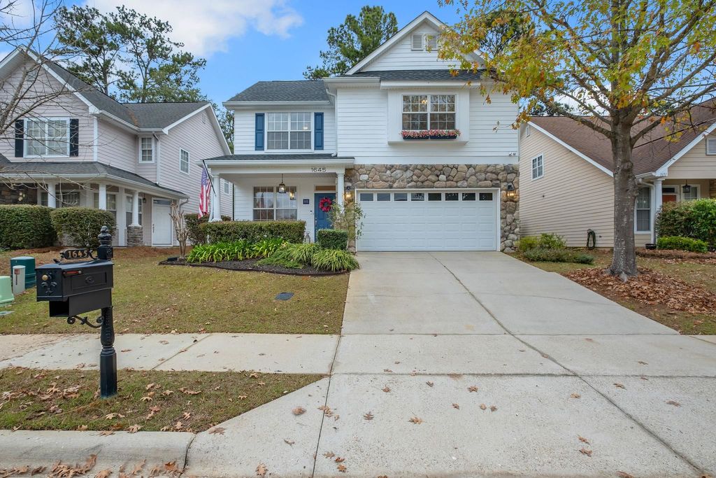 Photo of 1645 Shadowmoss Avenue, Tallahassee, FL 32308 (MLS # 395048)