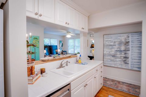 Tiny photo for 1568 Spruce Avenue, Tallahassee, FL 32303 (MLS # 399488)