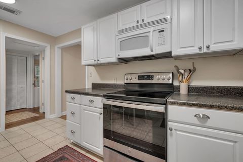 Tiny photo for 1622 JACKSON Street, Tallahassee, FL 32303 (MLS # 396421)