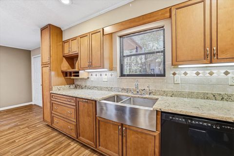 Tiny photo for 3727 SULTON Court, Tallahassee, FL 32312 (MLS # 393274)