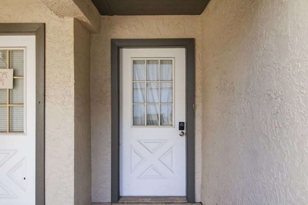 Photo of 1319 Airport Drive #F02, Tallahassee, FL 32304 (MLS # 396624)