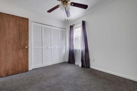 Tiny photo for 2724 W Oak Ridge Road, Tallahassee, FL 32305 (MLS # 393897)