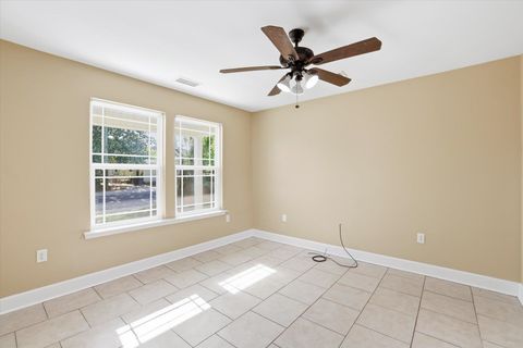 Tiny photo for 2010 Saxon Street, Tallahassee, FL 32310 (MLS # 399017)